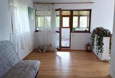 Casă individuală cu 7 camere cu Teren 288 Mp în Titan - 4