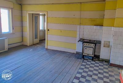 Apartament cu 2 camere semidecomandat în Central - 1