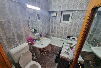 Apartament cu 4 camere decomandat în ICIL - 7