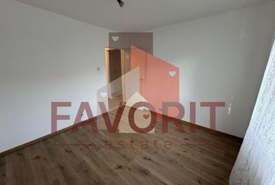 Decomandat. Model spatios. Disponibil imediat. Etaj intermediar. - 13