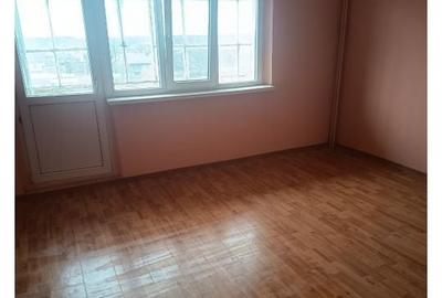 Apartament cu 2 camere semidecomandat în Central - 1