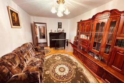 Apartament cu 3 camere, luminos, etaj 2, cu lift, mobilat, 2 loc de parcare - 12