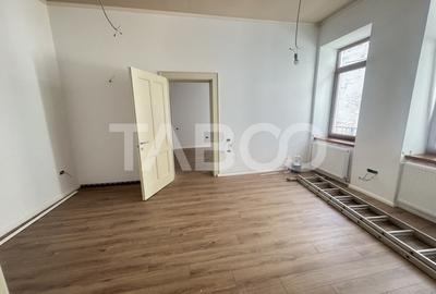 Apartament  renovat cu 3 camere 65 mpu etaj 1 Centrul Istoric-Balcescu - 2