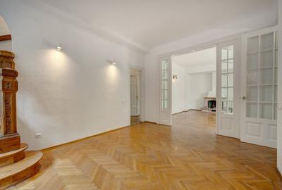 Vila cu arhitectura distincta, 7 camere, renovata, intr-o locatie exclusivista - 29