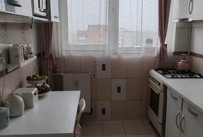 Apartament 2 camere -55mp-3 minute pana la metrou 1 Decembrie 1918 - 1