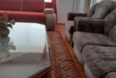 Apartament cu 3 camere decomandat, mobilat în P-ța Sfânta Vineri - 3