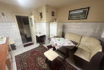 Apartament decomandat cu 3 camere, 78 mp, zona Carpati 2 - 3