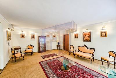 Casă cu 9 camere cu Canalizare în Capitale - 14