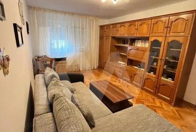 Apartament cu 2 camere decomandat, mobilat în Vasile Aaron