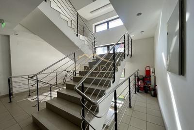 Apartament cu 3 camere *198mp*+ 2 Terase + Parking / Pipera - 40