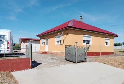 Casa mobilata Straoane, Vrancea - 1