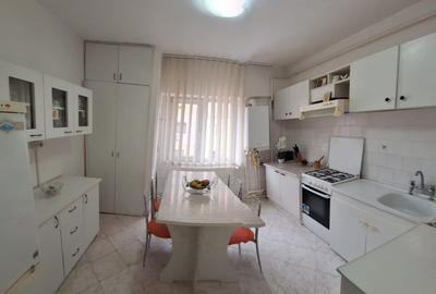 Apartament cu 2 camere decomandat, mobilat în Central - 4