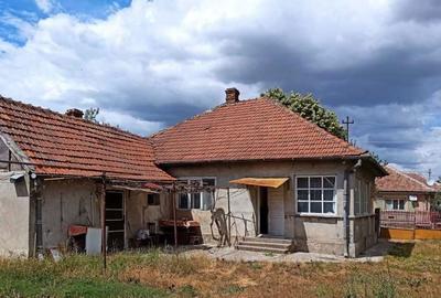 Casă cu 3 camere în Ardud - 2
