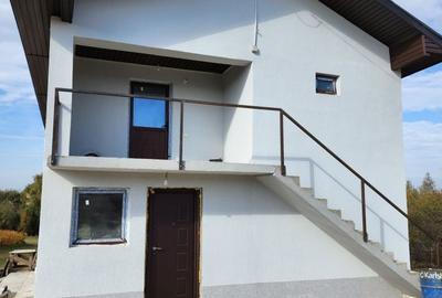 Casă cu 4 camere în Moșteni - 5