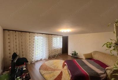 Casă cu Teren 2354 Mp în Malu Mare - 1