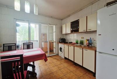 Apartament 4  Camere Colentina | Decomandat | Bloc 82' |Parc Plumbuita - 2
