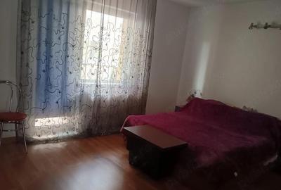 Apartament cu 3 camere decomandat în Florești - 4