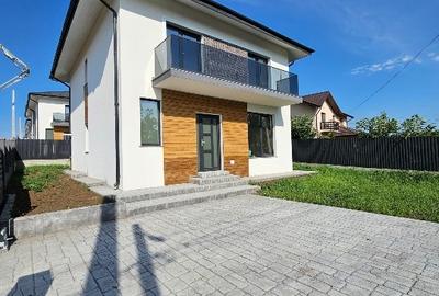 Casă individuală cu 4 camere cu Teren 350 Mp în Rediu - 13