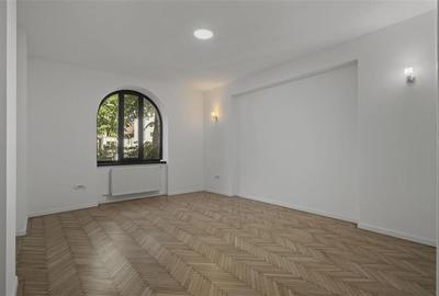 Casă individuală cu 9 camere cu Teren 200 Mp în Central - 6