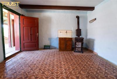 Casa de lemn l Teren 2278 MP l Sancraiu - 5