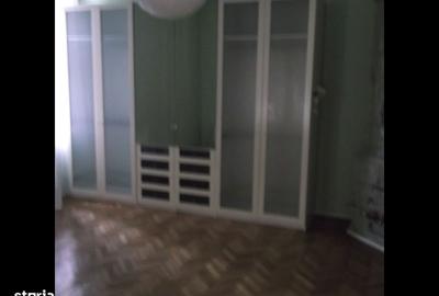 Casă cu 5 camere cu Teren 300 Mp în Central - 11