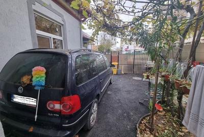 Delfinariu -casa de caramida - 22