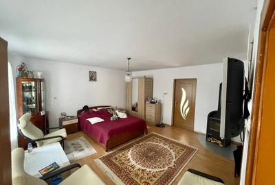 Casă cu 2 camere în Popești - 3