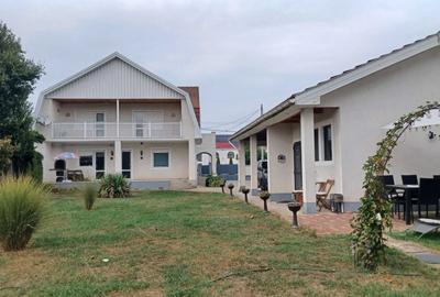 Casă individuală cu 4 camere cu Teren 2000 Mp în Careiului - 1
