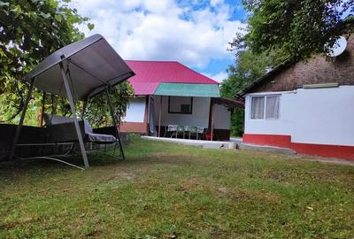 Casă cu 2 camere cu Teren 2800 Mp în Strezeni - 5