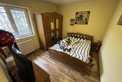 Apartament cu 2 camere decomandat, mobilat în Far - 3