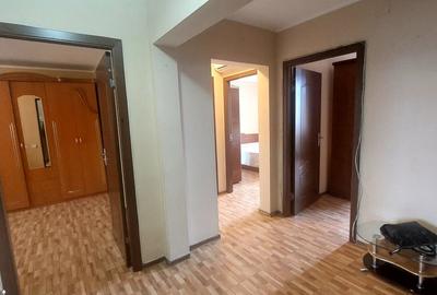 Apartament cu 3 camere decomandat în Central - 2