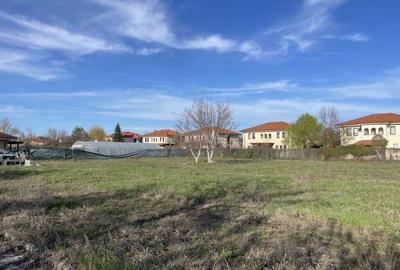 Teren de 2572 mp, în Domnești