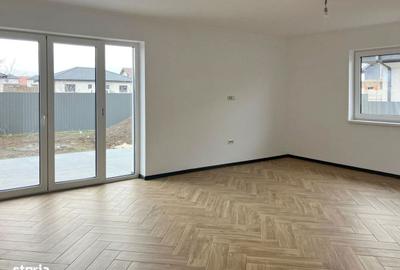 Casă cu 4 camere cu Teren 500 Mp în Central - 5