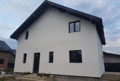 Casă cu 5 camere în Central - 4