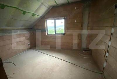 Casă cu 7 camere cu Teren 700 Mp în Aghireș - 17