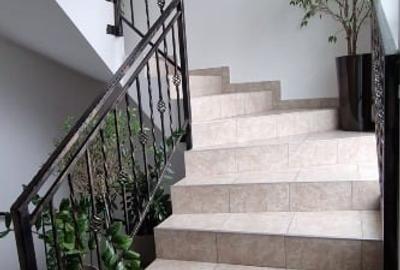 Casă individuală cu 5 camere cu Teren 400 Mp în Dâmbu Pietros - 10