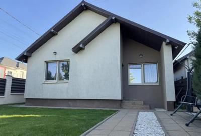 Casă cu 4 camere cu Teren 345 Mp în Malu Mare - 2