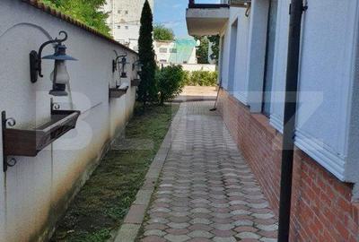 Spațiu comercial, de 641 mp, în Triaj - 5