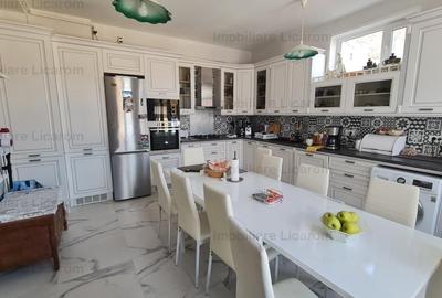 Apartament 3 camere la casa Centru Istoric utilat,mobilat 265000Eur - 3