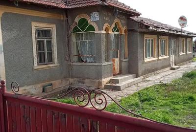 Casă cu 5 camere cu Teren 3330 Mp în Caracal - 6