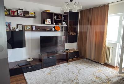Apartament cu 2 camere decomandat, mobilat în Central