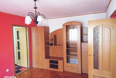 Apartament cu 3 camere semidecomandat în Central - 6