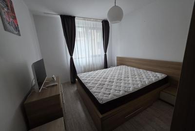 Apartament cu 2 camere semidecomandat, mobilat în Păcii - 2