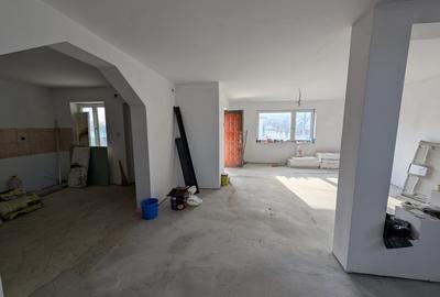 Casa deosebita Hemeius, cartier Privat - 9