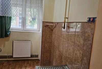 Apartament cu 2 camere nedecomandat în Central - 1