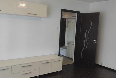 Aviatiei,etaj 2,centrala termica noua,recent renovat,la doar 300 m de metrou - 3
