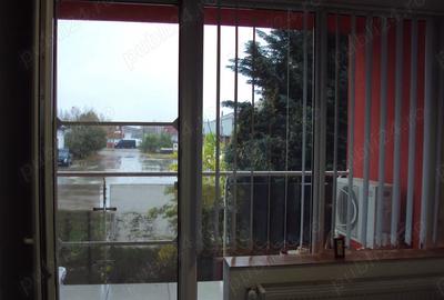 Vand un apartament cu 2 camere (Arad) - 3