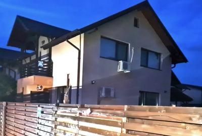 Casă cu 4 camere cu Teren 165 Mp în Central - 3