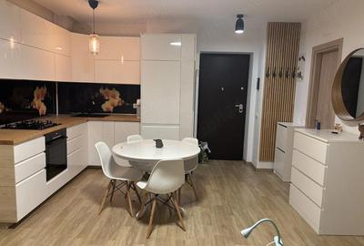 Apartament cu 3 camere semidecomandat în Central - 5