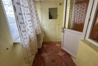 Garsonieră decomandată în Viziru 1 - 3